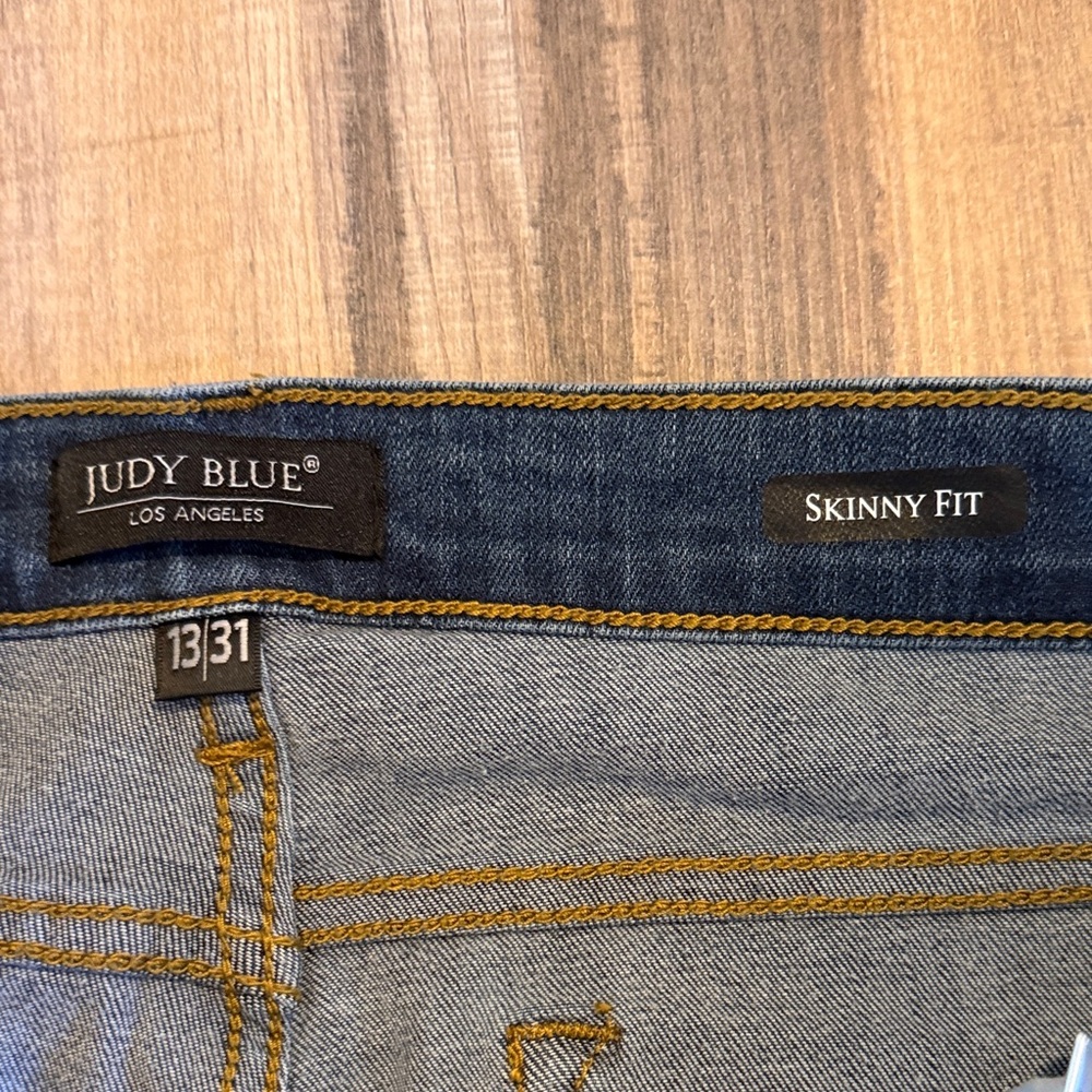 Judy Blue Distressed Skinny Jeans - Blue - Picture 4 of 7